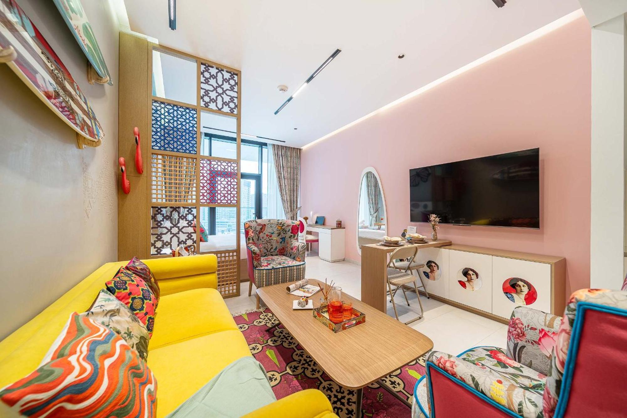 Airstay - Vibrant With Canal Views - Near Burj Khalifa - Monthly Offer Available *